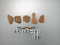 藏品(紅色夾砂陶片)的圖片